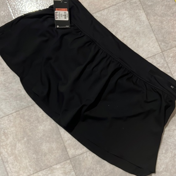 Nike Swim Skirt Bottom 🖤🤍 - Picture 2 of 8